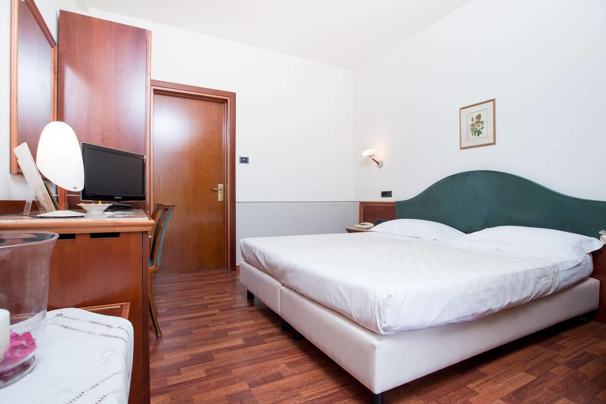 Terra Umbra Hotel Нарни Экстерьер фото